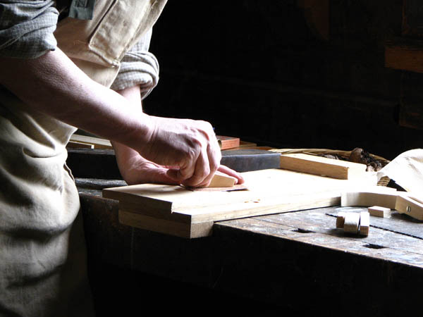 Nuestra <strong>carpintería de madera en  Riudecols</strong> es una empresa de <strong>herencia familiar</strong>, por lo que  contamos con gran <strong>experiencia </strong>en la profesión.